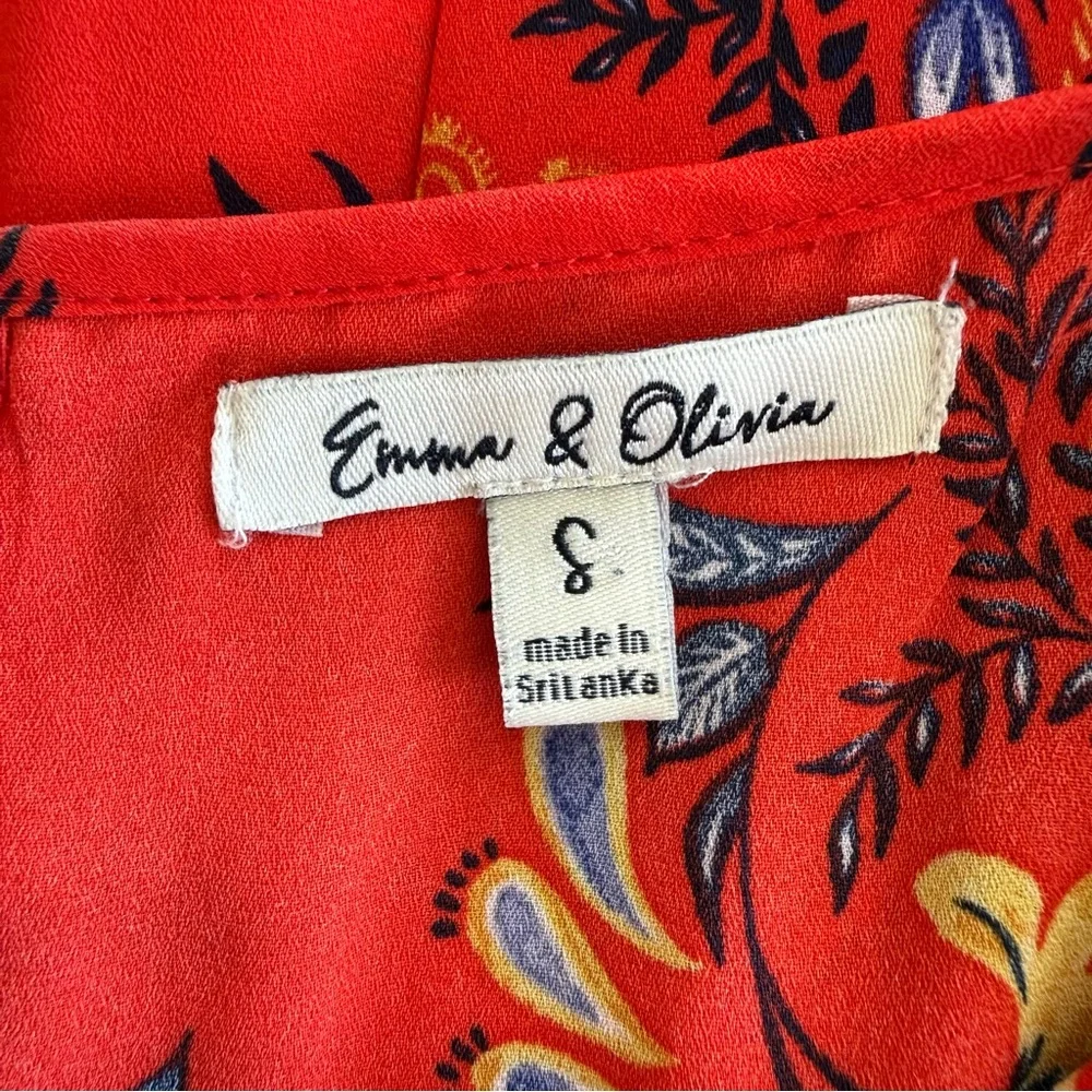 Emma & Olivia Red Floral Sleeveless Layered Flowy Lightweight Crepe Boho Top - Picture 7 of 8